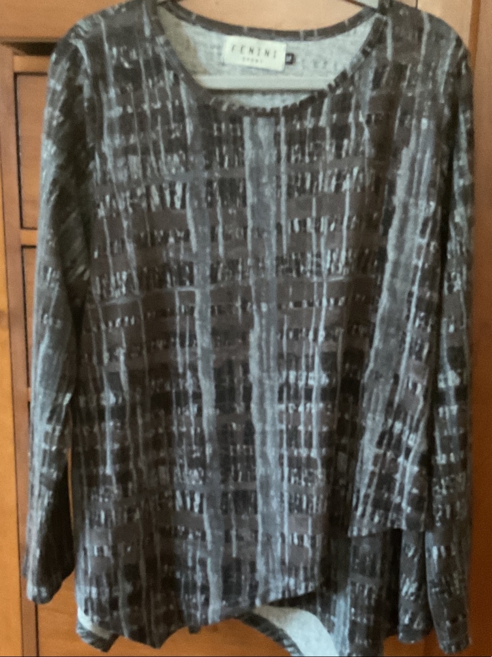 Fennini Women’s Long Sleeve Gray Patterned Shirt